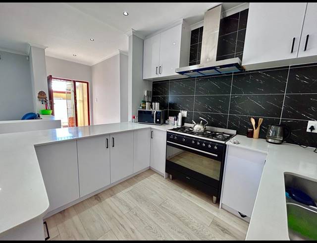 4 BEDROOM HOUSE FOR SALE IN GOODWOOD ESTATE